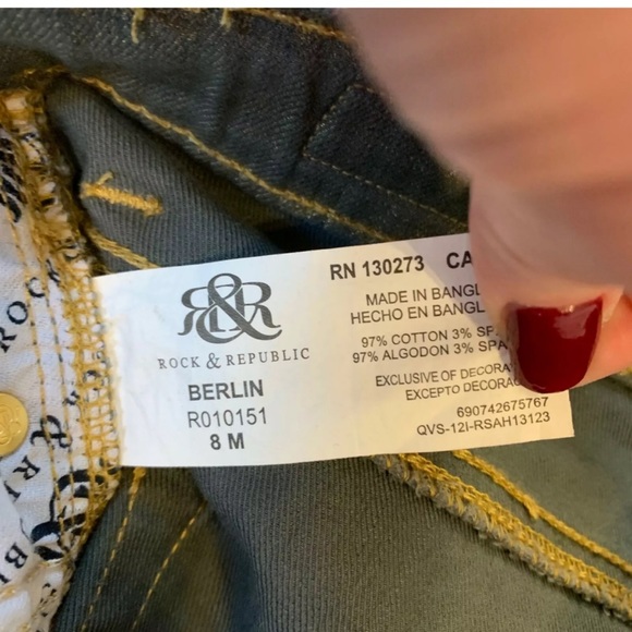 ROCK REPUBLIC Gold Coated Berlin Skinny Jeans - Picture 5 of 5